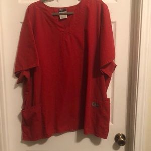 5x red scrub top